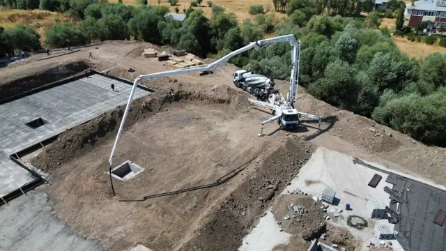 Pompalı döküm — Bom pompa ve mikser sahada