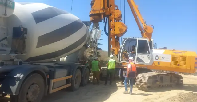 Fore kazık — Kazık başında beton teslimi